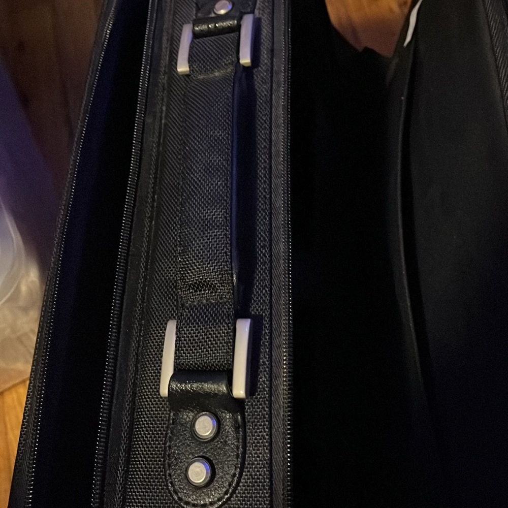 Dell Computer Briefcase - Picture 6 of 12
